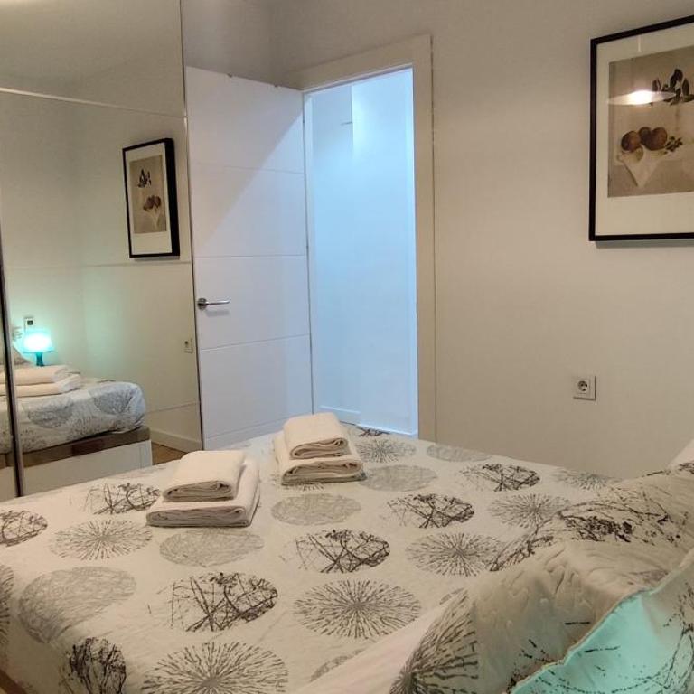 City Center Design House - Three-Bedroom House - 26