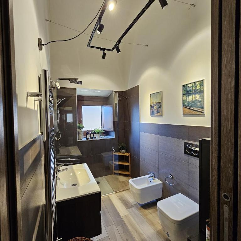 Cutelli House Central 100mq - One-Bedroom Apartment - 8