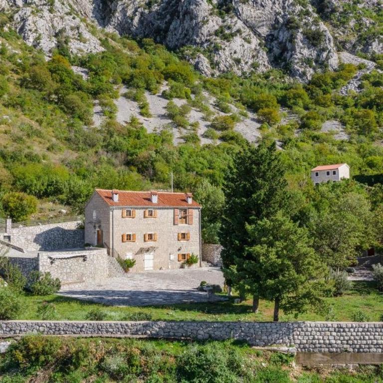 Manor Pastrovici - Vila sa 3 Spavaće Sobe - 10