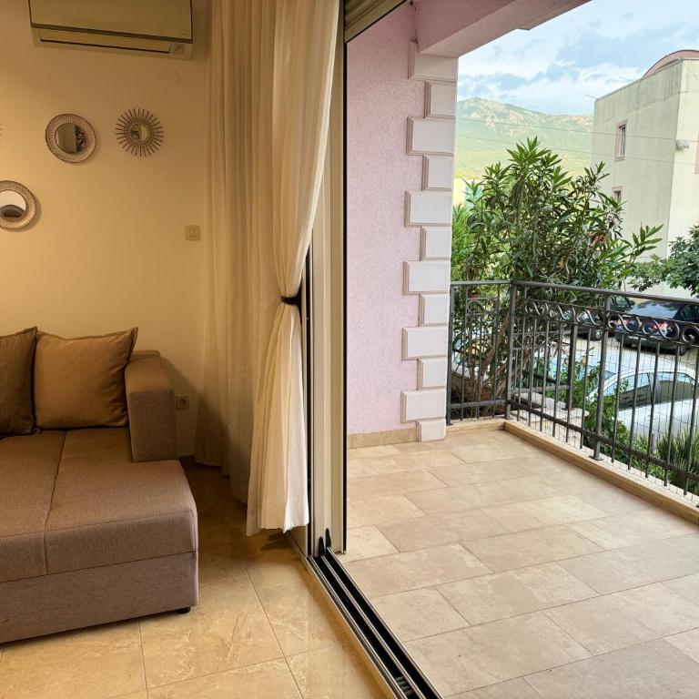 Viola Di Mare Apartments - Standard One-Bedroom Apartment - 3