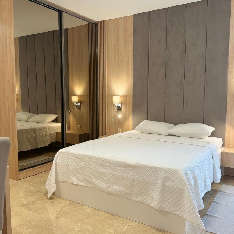 Viola Di Mare Apartments - Studio with Balcony - 6