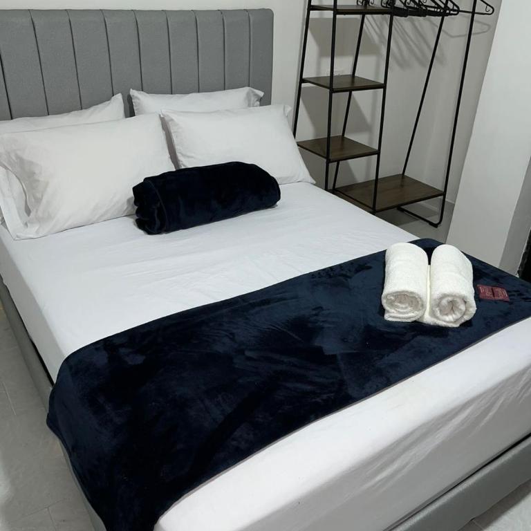 Hotel San Juan 70 Express Medellin - Deluxe Double Room - 25