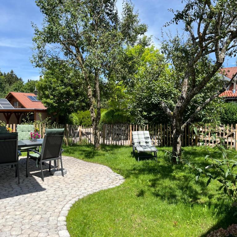 Allgäu-Glück Grünenbach - 2-Zimmer-Apartment - 4
