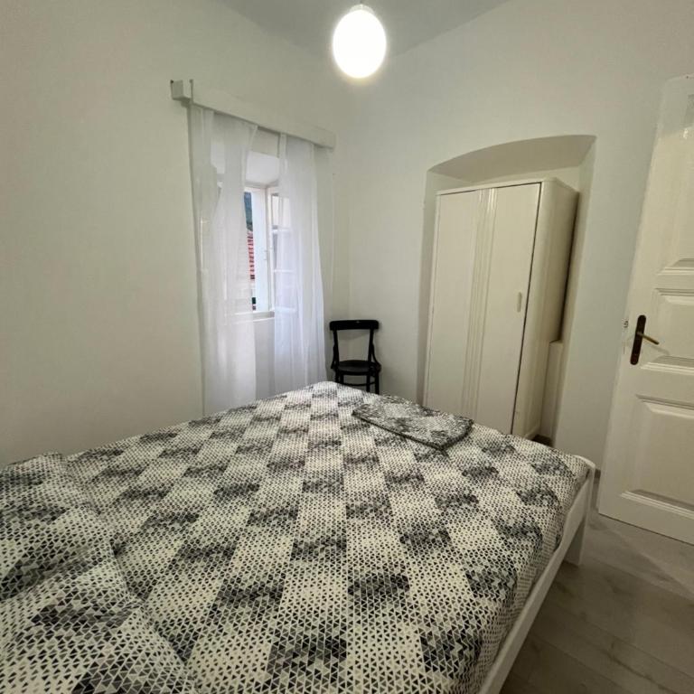Apartment ZORE - Three-Bedroom Apartment - 9