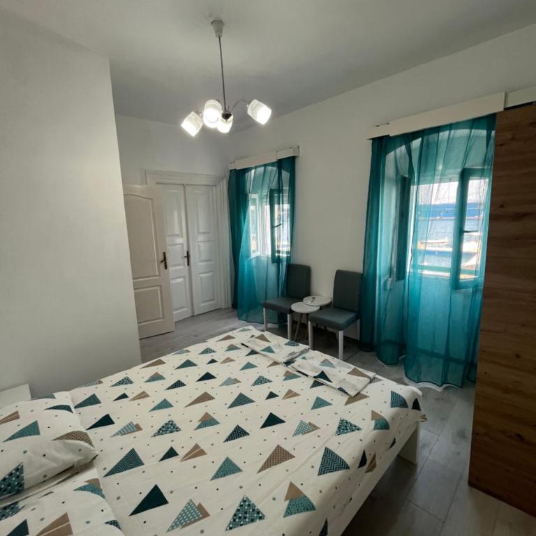 Apartment ZORE - Three-Bedroom Apartment - 10