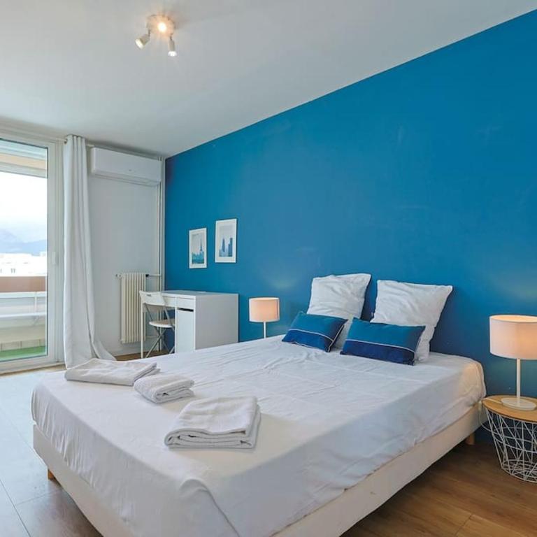 Saint Mathieu 5 minutes du port et gare wifi 10minutes plage - Four-Bedroom Apartment with Balcony - 12