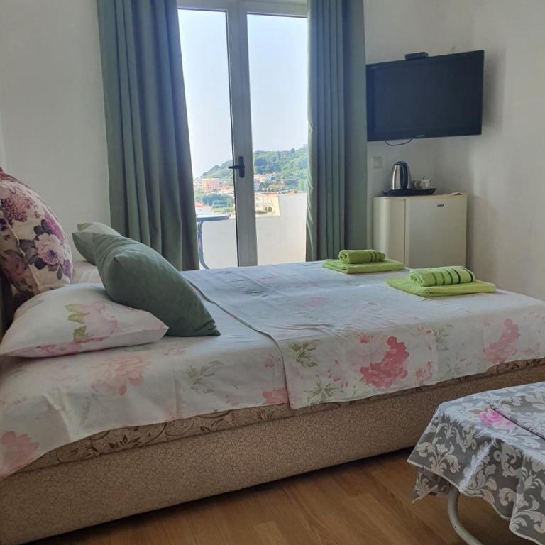Villa Grafenberg Ulcinj - Trokrevetna Soba - 9