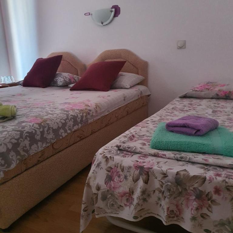 Villa Grafenberg Ulcinj - Trokrevetna Soba - 10
