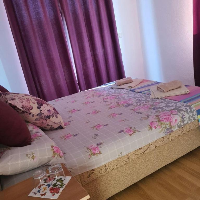 Villa Grafenberg Ulcinj - Dvokrevetna Soba sa Bračnim Krevetom - 3