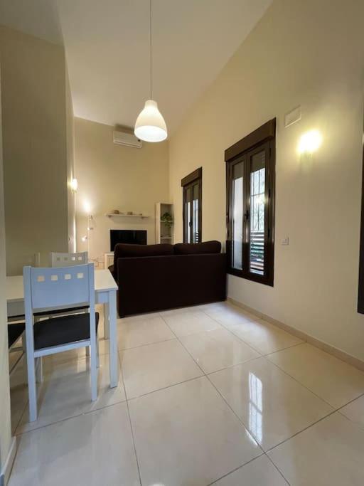 Coqueto apartamento en el centro de Sevilla con patio privado - One-Bedroom Apartment - 26