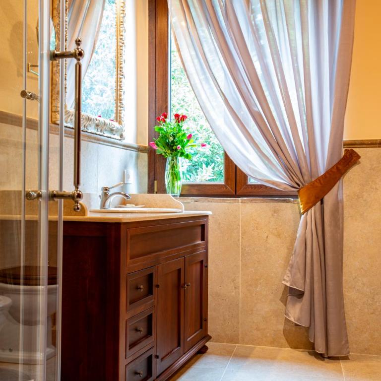 Torciano Hotel Wine & Winery, Tuscany - Camera Matrimoniale con Vista Giardino - 6