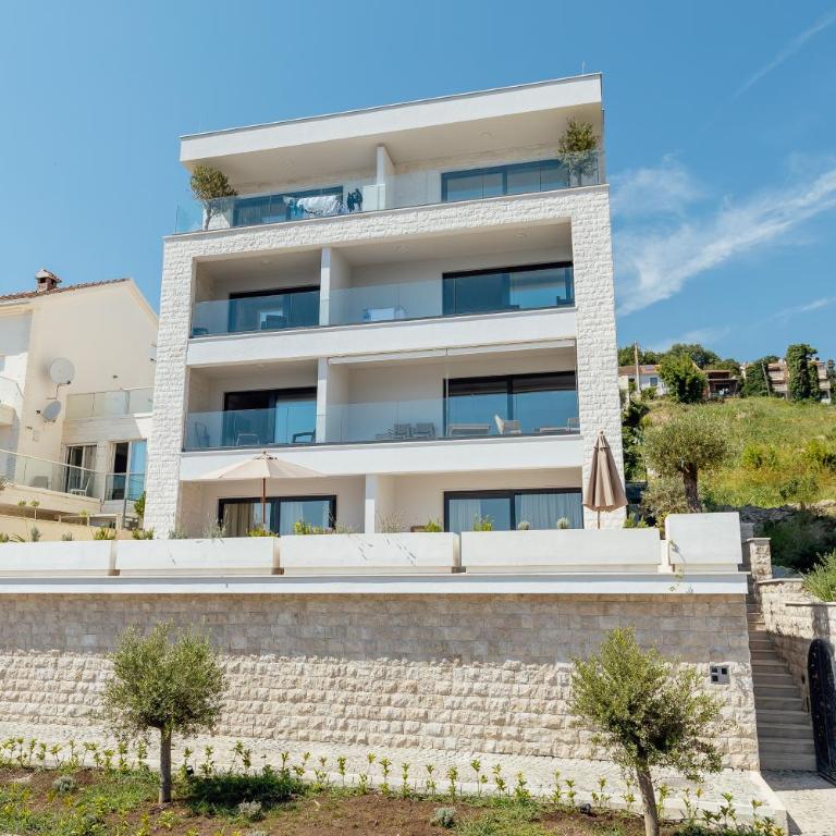 Beach Apartments - One-Bedroom Apartment - 19