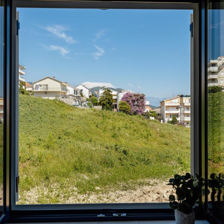Beach Apartments - One-Bedroom Apartment - 24