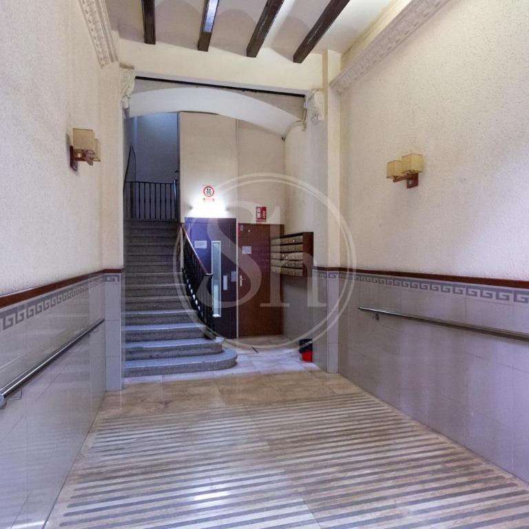 Bonito apartamento en l'Eixample - Two-Bedroom Apartment - 24