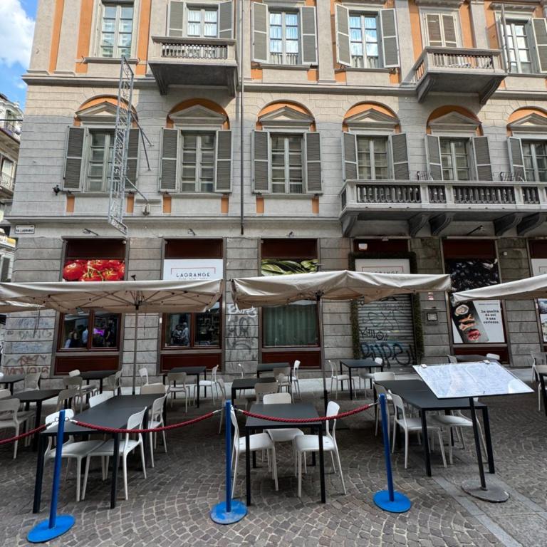 CASA LE 4 ARTI - 86Mq in Via Lagrange 43 LUXURY - One-Bedroom Apartment - 58