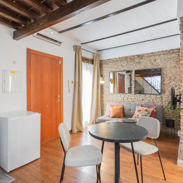 Terraza del centro - Apartment with a spectacular terrace in the center - Apartamento de 1 dormitorio - 24