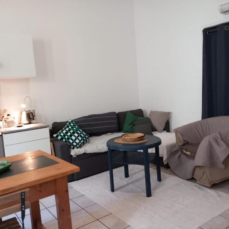 T2 bis Toulon Haute Ville - Two-Bedroom Apartment - 3