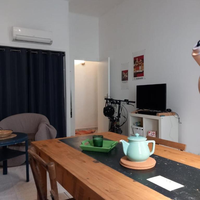T2 bis Toulon Haute Ville - Two-Bedroom Apartment - 2
