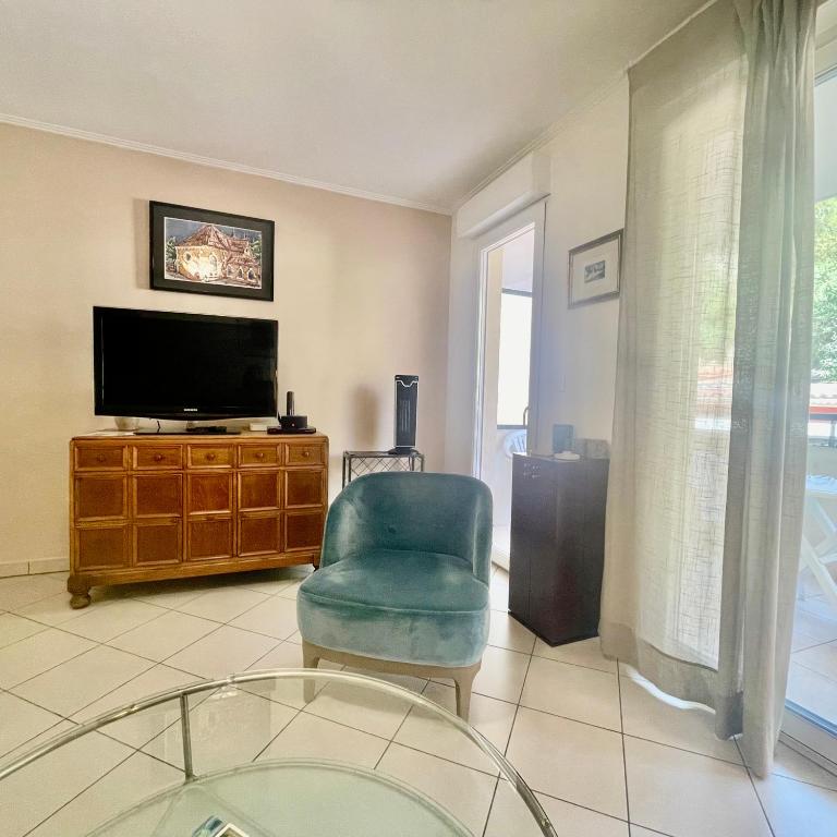 1 bedroom apartment Near Monaco Train Station - Chambre Simple - 9