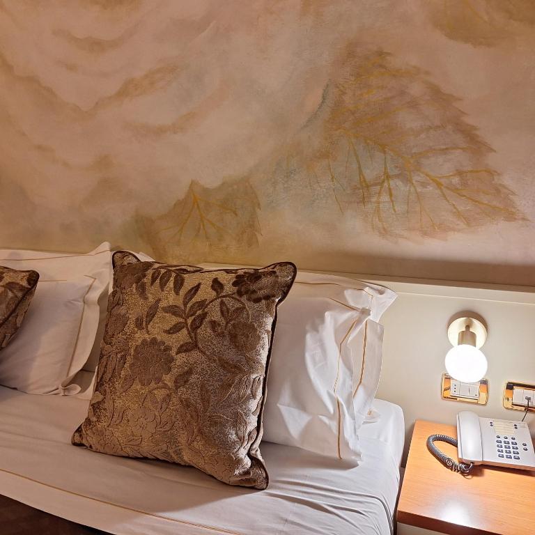 Hotel Maxim Axial - Camera Matrimoniale Comfort - 2