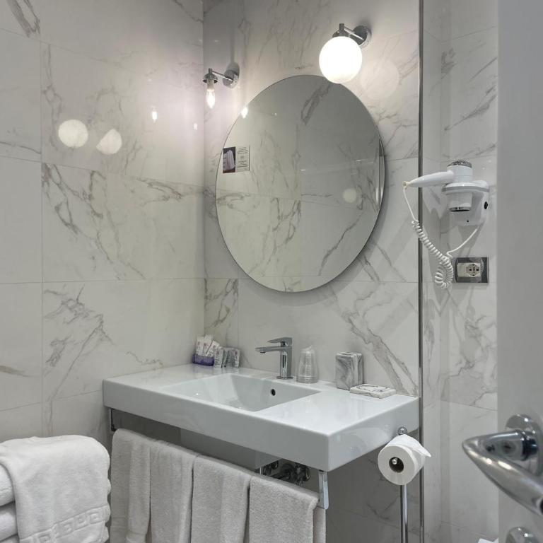 Hotel Maxim Axial - Suite - 6
