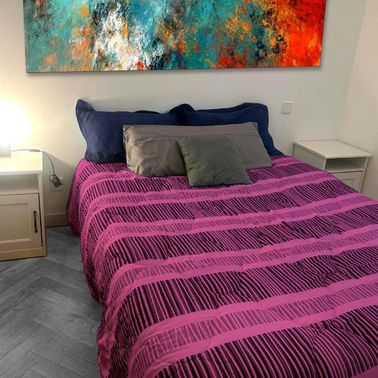 Puerta del Sol -de la Cruz Isabel I0 & Parking - Two-Bedroom Deluxe Apartment - 1
