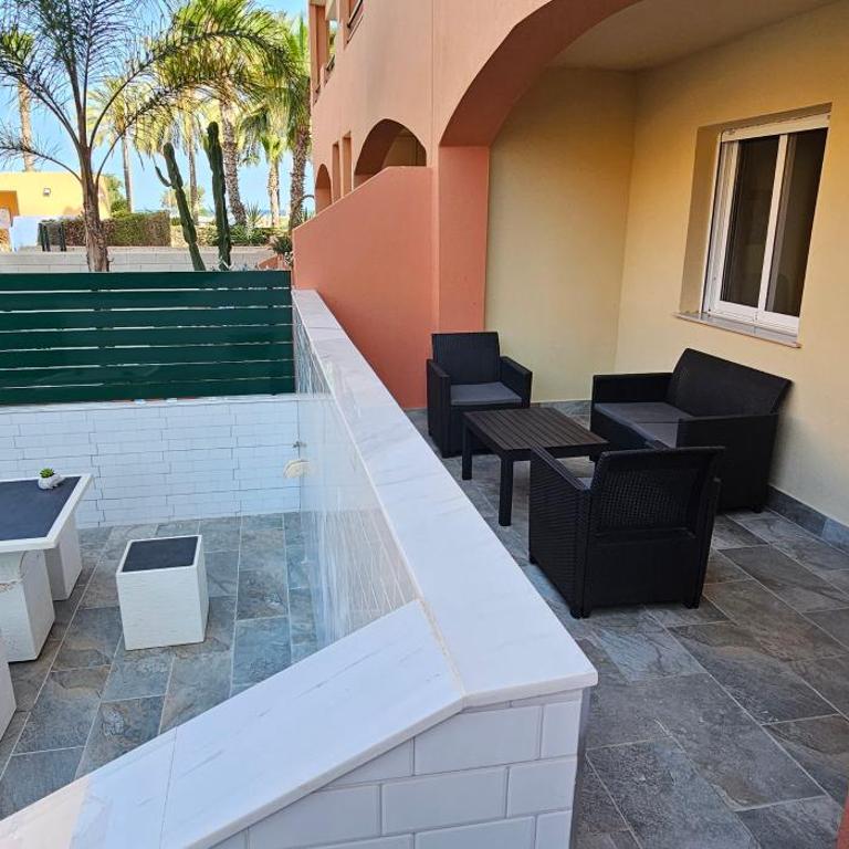 Apartamentos Paraiso de Vera Playa, Ed Tahiti bajo H, a pie de la playa, vistas piscina - Apartamento con vistas a la piscina - 2