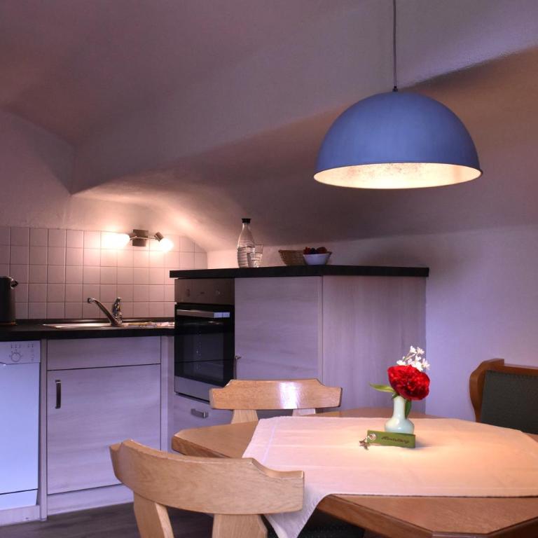 Gästehaus Eberhart - Apartment mit 1 Schlafzimmer - 11