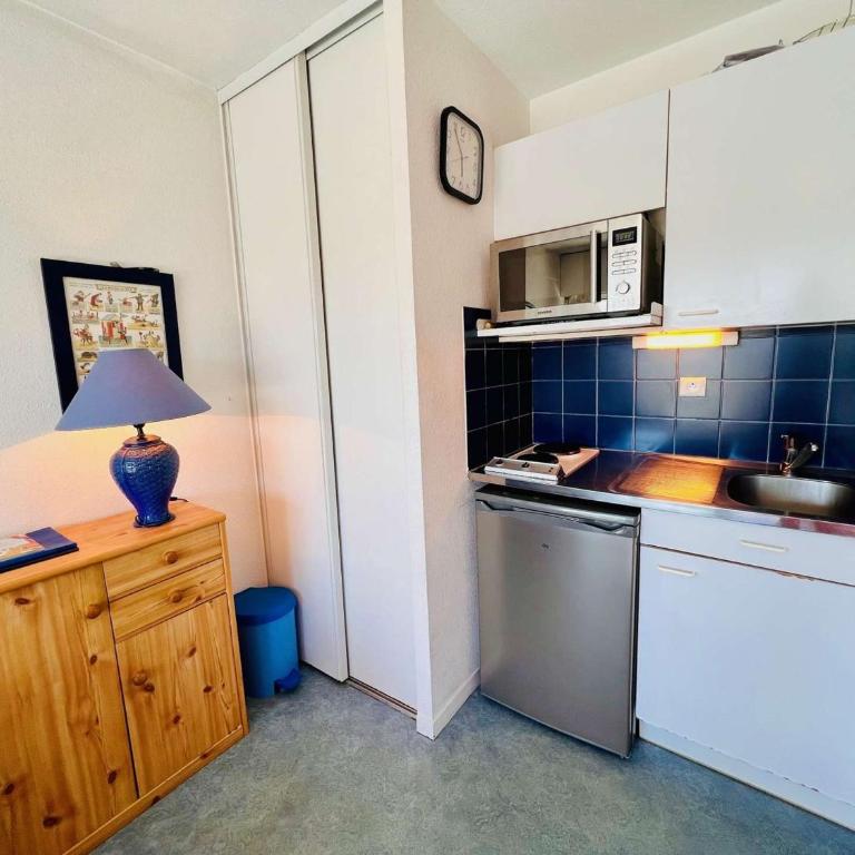 Quiberon : Charmant T2 avec piscine, terrasse, parking, proche plage - 4 pers. - FR-1-478-174 - Appartement (4 Adultes) - 6