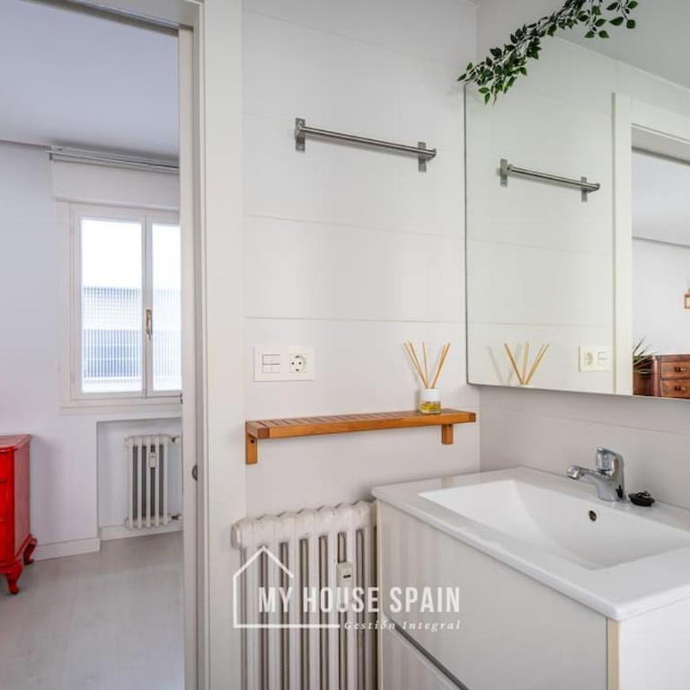 MyHouseSpain - Piso con terraza en el centro - Apartamento de 2 dormitorios - 17