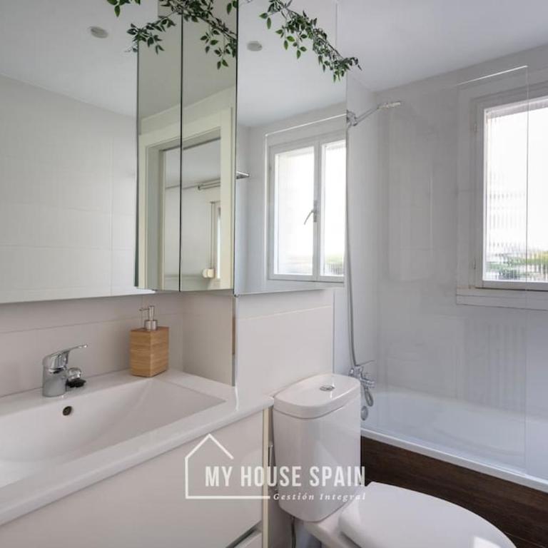 MyHouseSpain - Piso con terraza en el centro - Apartamento de 2 dormitorios - 23