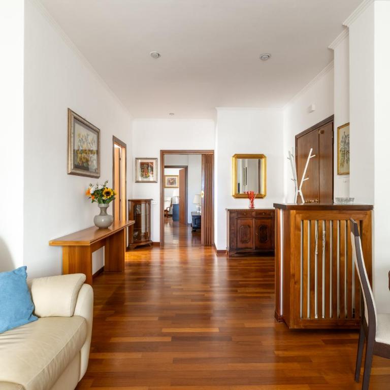 Aurelia Dream with Terrace - Appartamento con 3 Camere da Letto e con Balcone - 14
