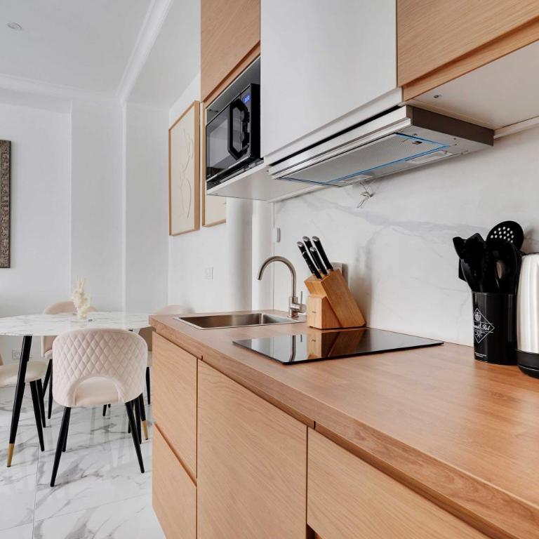 Cosy and Chic 1BR - 4P- Eiffel Tower - Trocadero - Appartement 1 Chambre - 3
