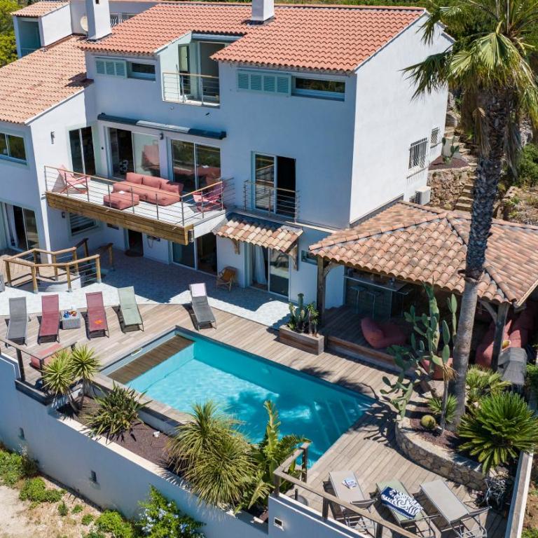 Provence Villa 11 Personnes vue mer Almanarre KiteSurf - Villa avec Piscine Privée - 2