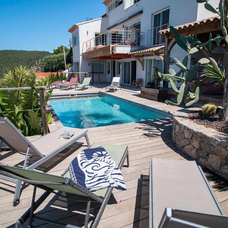 Provence Villa 11 Personnes vue mer Almanarre KiteSurf - Villa avec Piscine Privée - 4