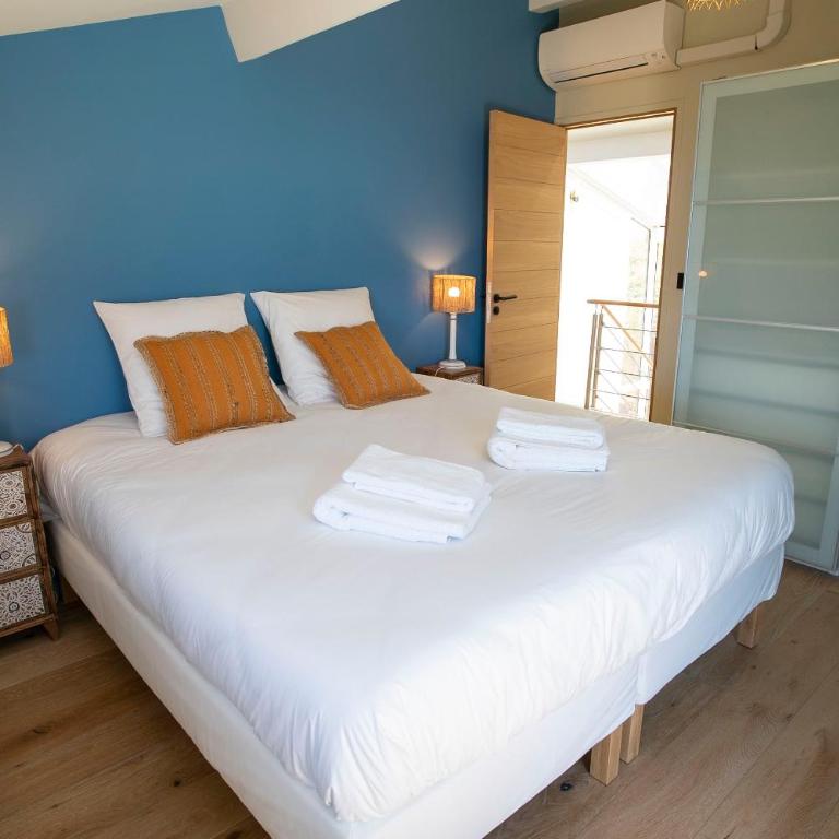 Provence Villa 11 Personnes vue mer Almanarre KiteSurf - Villa avec Piscine Privée - 38
