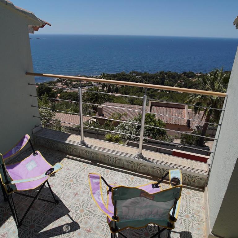 Provence Villa 11 Personnes vue mer Almanarre KiteSurf - Villa avec Piscine Privée - 45