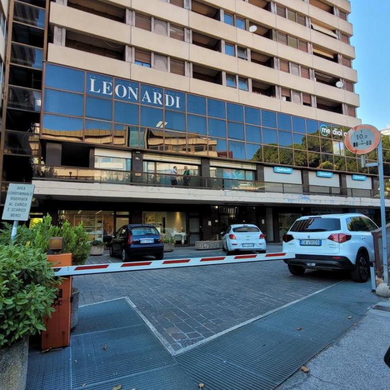 Urban Nest Modern Apt with Parking - Appartamento con 1 Camera da Letto - 25