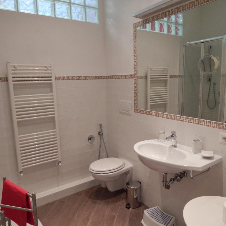 Red Flat In Rome - Appartamento con 2 Camere da Letto - 11
