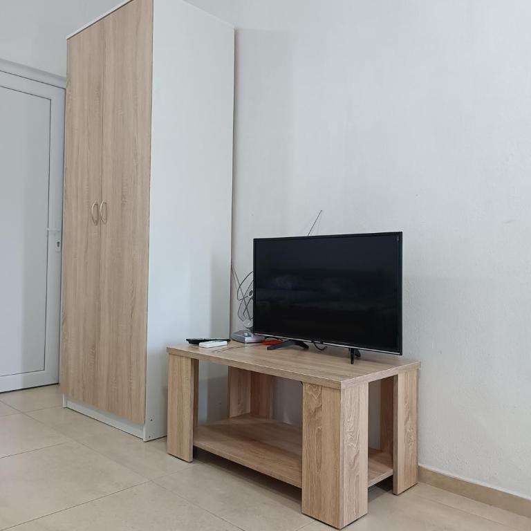 Apartmani DEMIR - Vierbettzimmer mit Balkon - 2