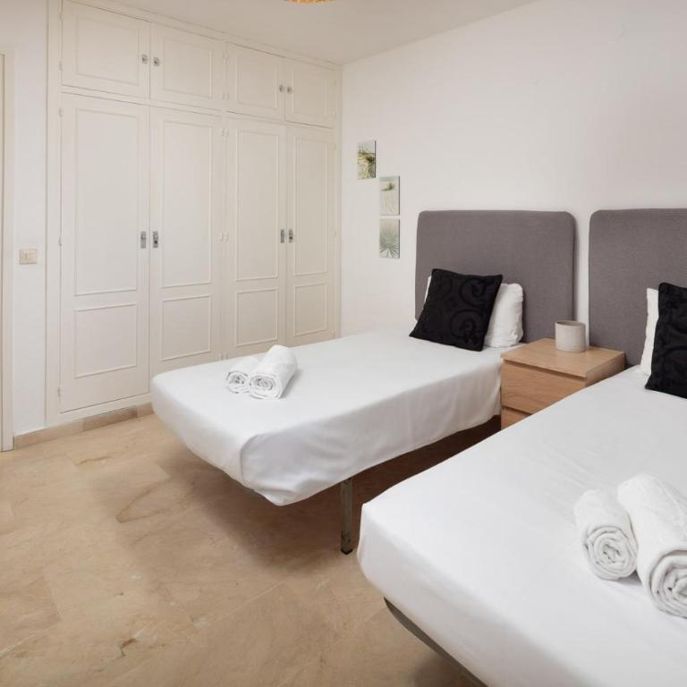 Don Alberto Blue Pearl by Alfresco Stays - Apartamento de 2 dormitorios con vistas a la piscina - 14