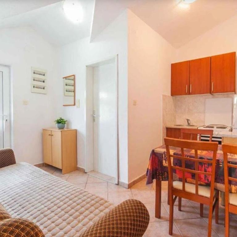 Maki Apartments - Plavi Horizonti Beach - Apartman s 1 Spavaćom Sobom i Terasom - 4