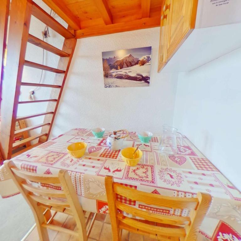 Studio cabine 4 personnes aux Saisies, centre proche - Appartement 1 Chambre - 2