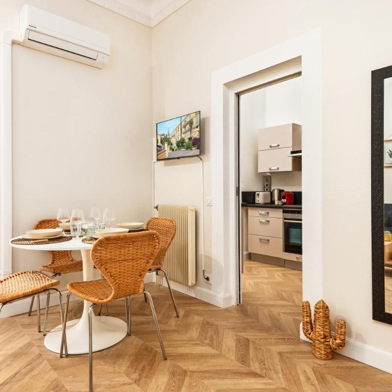 MONT FLEURI- Somptueux 2 pièces - Parking - Menton - Apartment mit 1 Schlafzimmer - 28