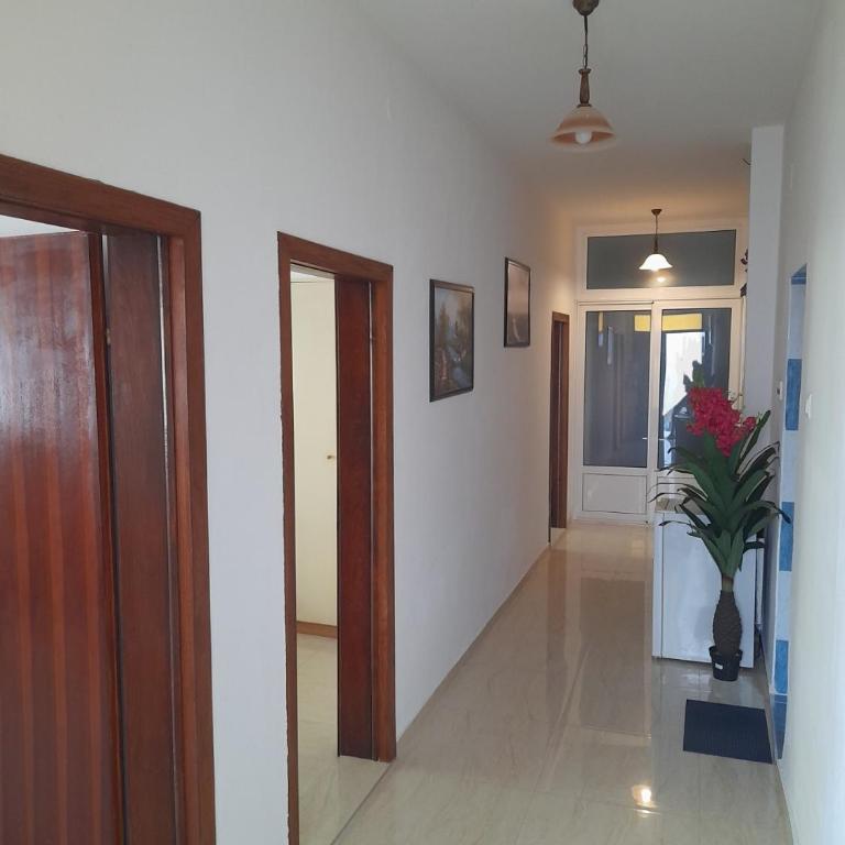 Ulpiana - Apartments,Rooms,Hostel - Triple Room with Balcony - 7