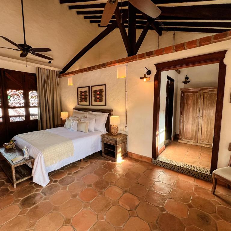 Casa Linaje Hotel Boutique - Cauca Viejo - Mayores de 10 años - - Habitación Familiar - 5
