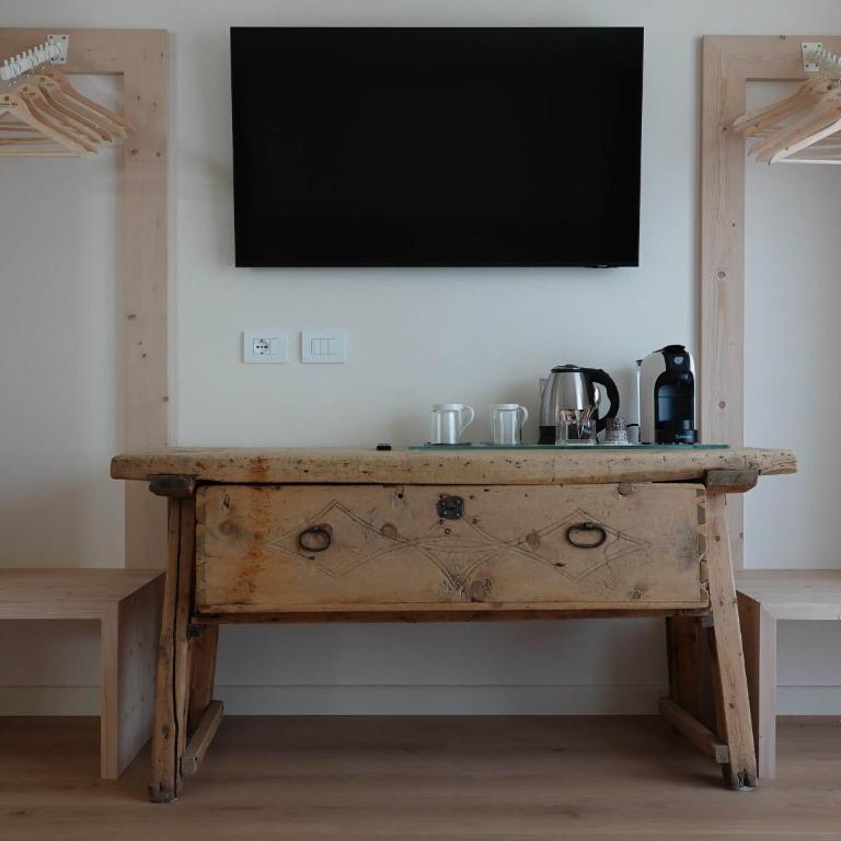 Alpine Rooms and Suites Livigno - Camana Noa - - Camera Matrimoniale/Doppia con Letti Singoli con Vista Montagna - 9