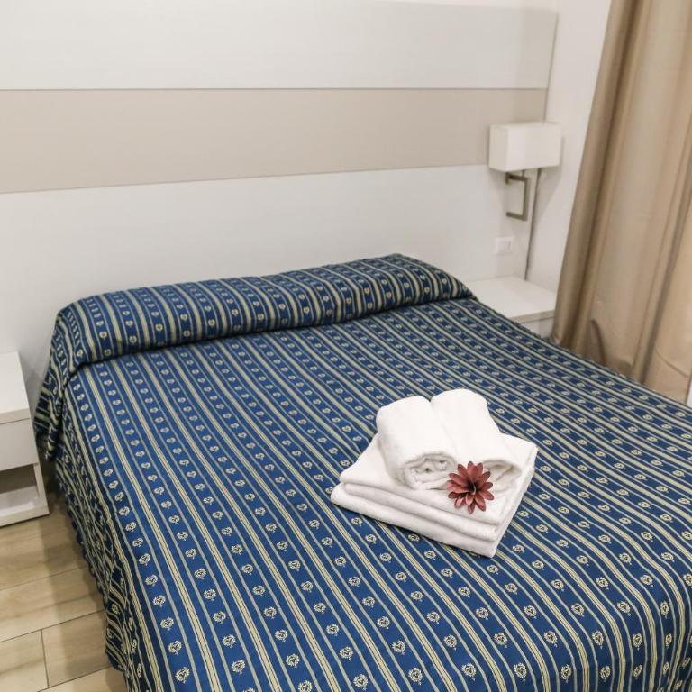 Albergo Athena - Camera Matrimoniale - 1