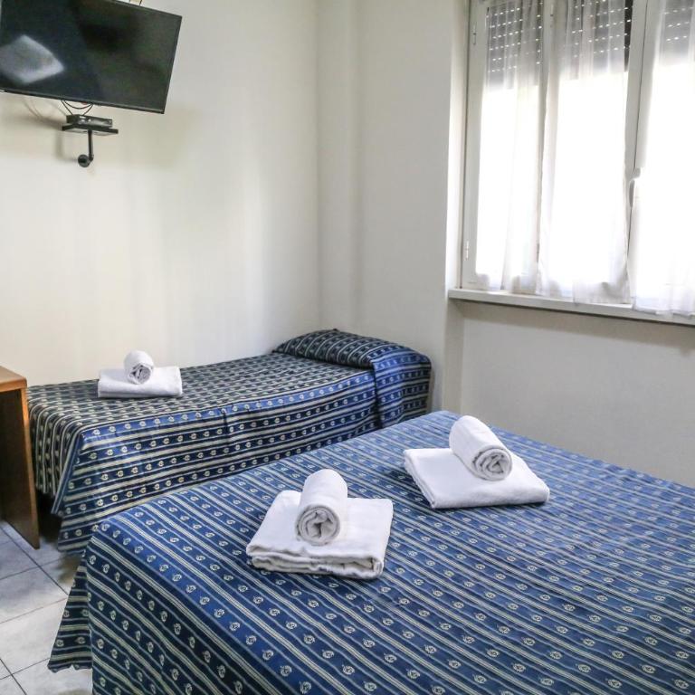 Albergo Athena - Camera Tripla - 2