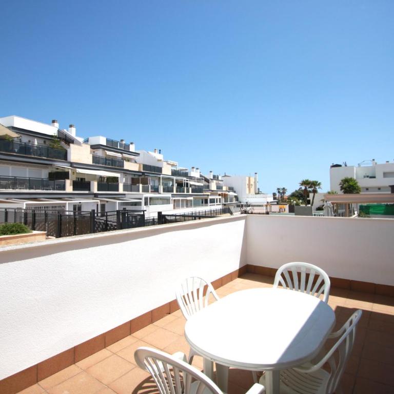 Apartamento CasaTuris en Urb AMARA Gran Alacant GA101 - Three-Bedroom Apartment - 1
